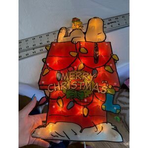 Vintage Peanuts Merry Christmas Lighted Sculpture Snoopy Woodstock Doghouse